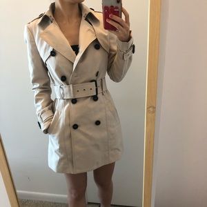 2018 Zara trench in XS